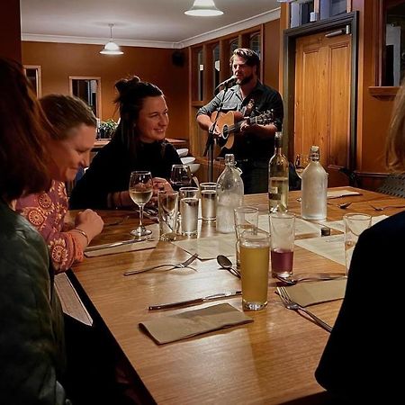 Wandering Trout - Gourmet Stays Mole Creek Eksteriør bilde